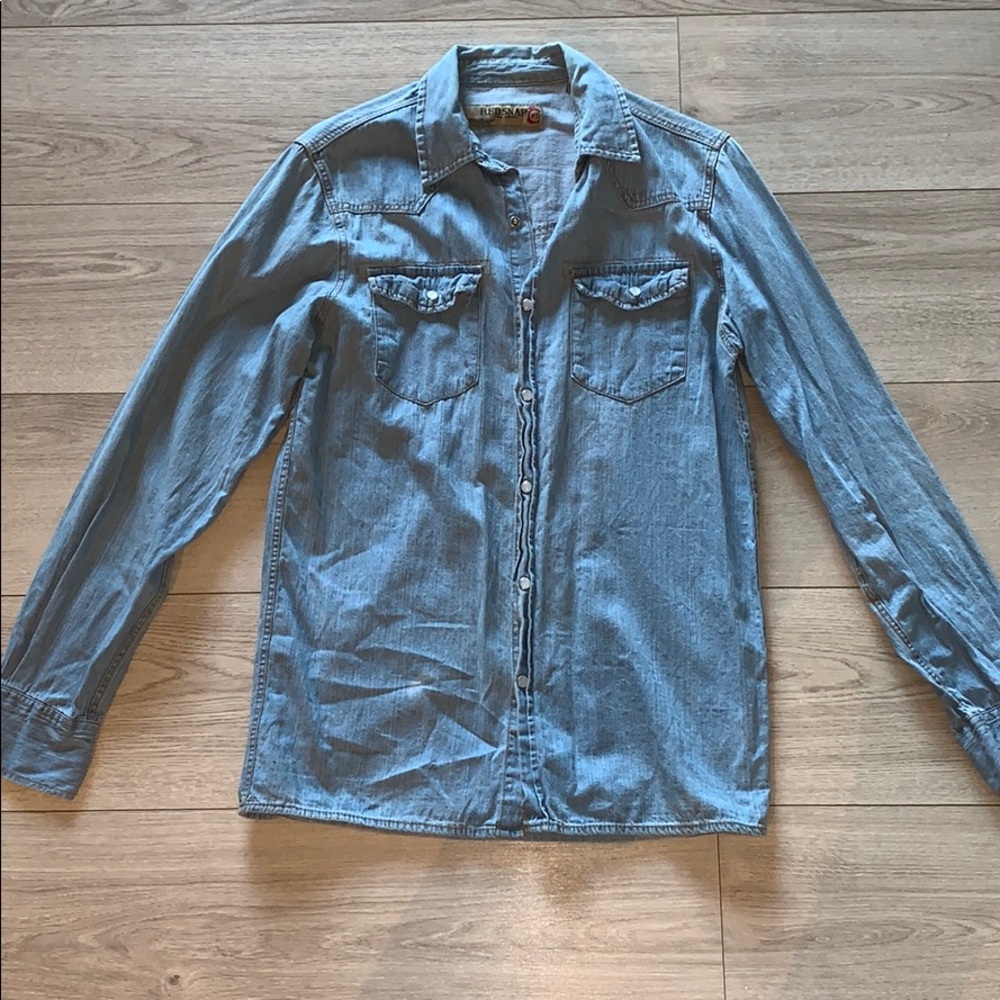 Red Snap Jean Button Up Shirt Small